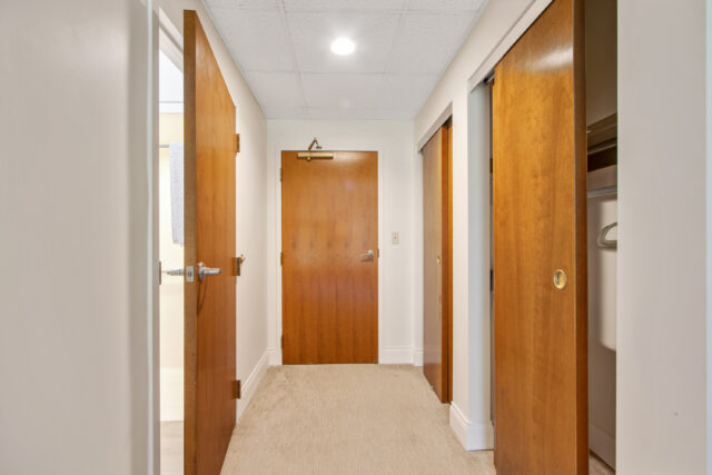 hallway in deluxe room at orchard heights